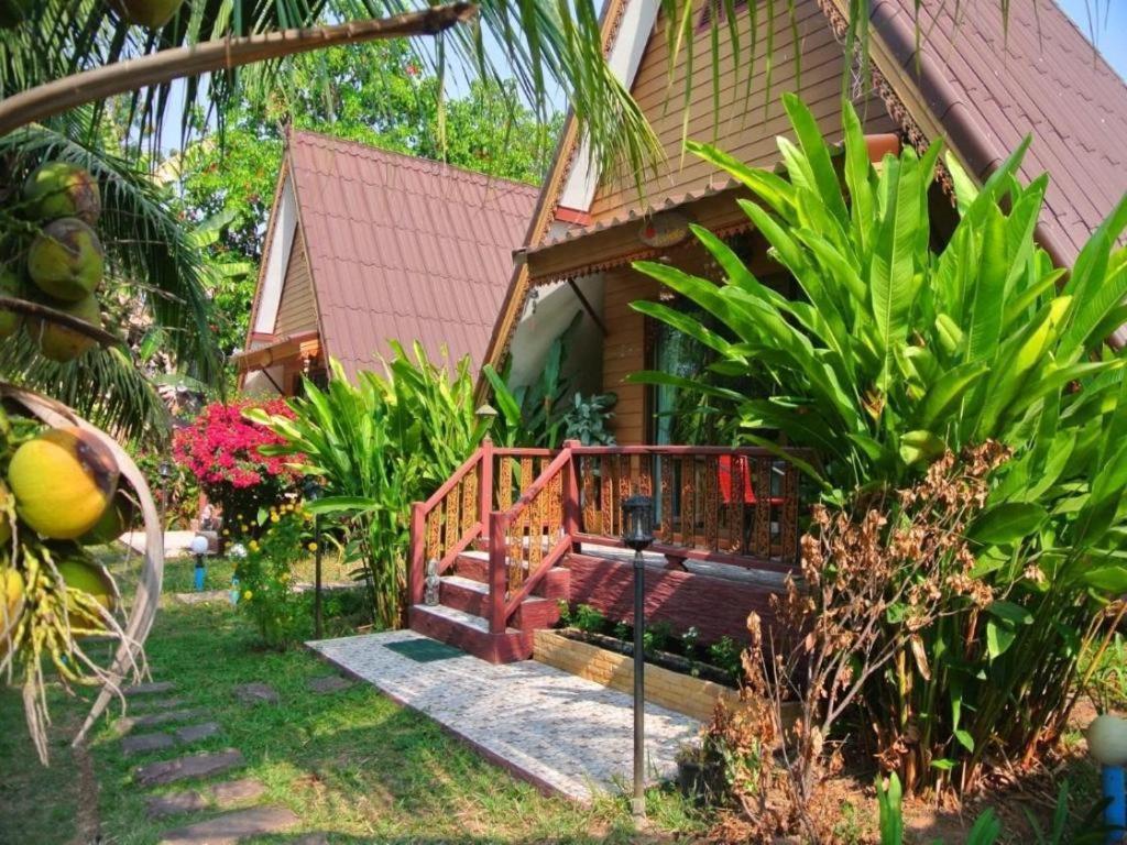 Ban Nong Hin  Himawari Restaurant And Cottage מראה חיצוני תמונה