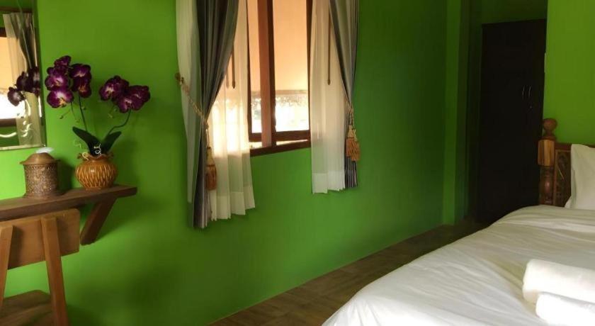 Ban Nong Hin  Himawari Restaurant And Cottage מראה חיצוני תמונה